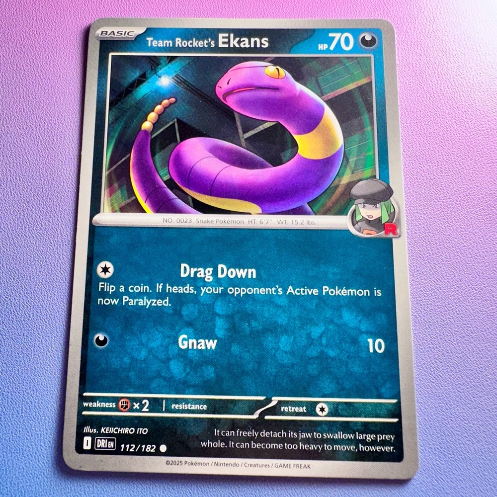 team rocket’s ekans - 112/182 (common) — pokemon: destined rivals